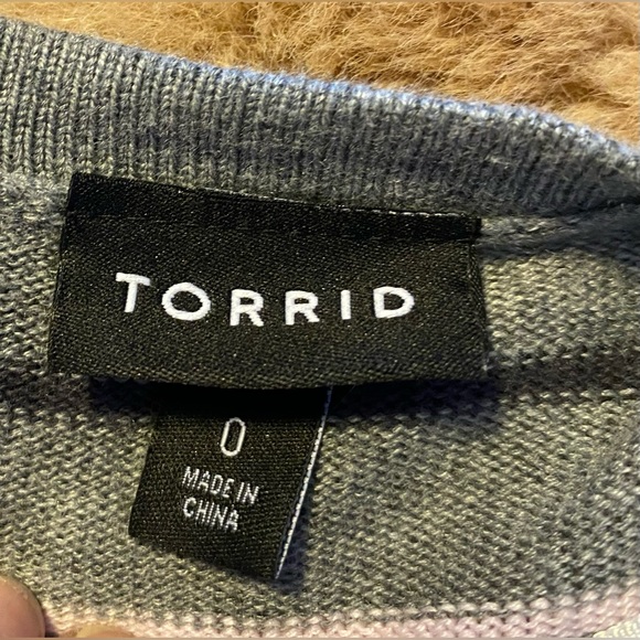 Torrid Striped Grey Cardigan - Picture 7 of 8